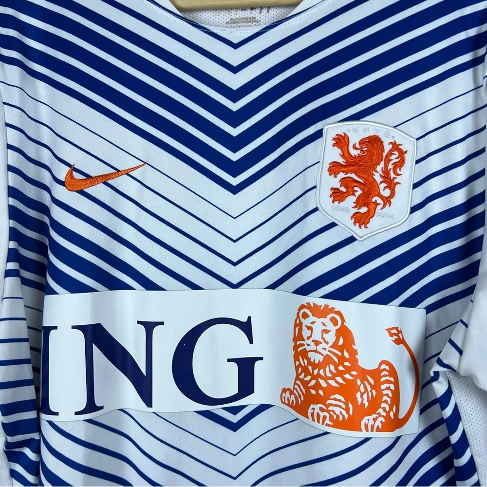 Nike Blue and White Men's Jersey - Picture 4 of 9